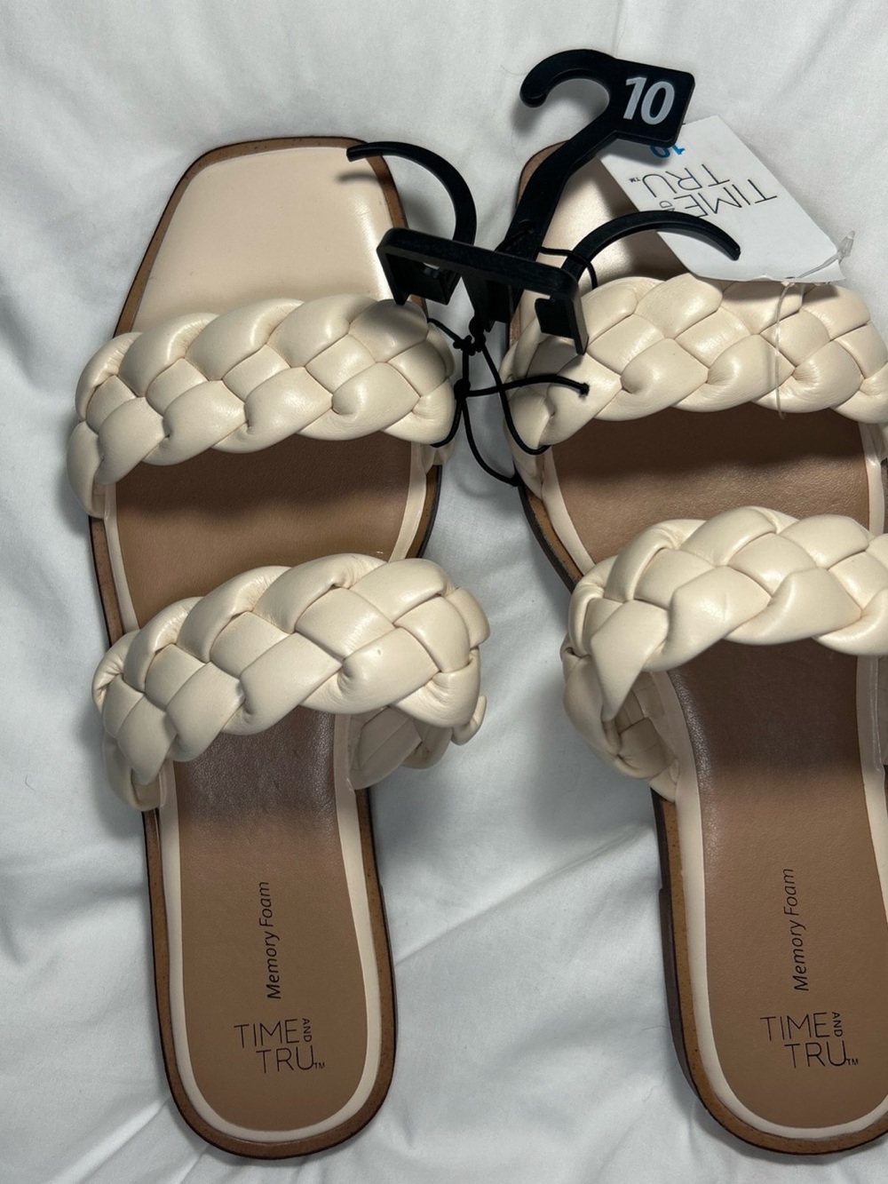 NWT Time and Tru Ivory Braided Slide Sandals Women’s size 10